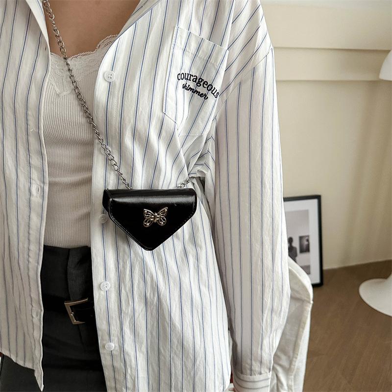 D shaped Triangle Bag Women's Decorative One shoulder Diagonal Straddle Bag Small Bag Fashionable Versatile Fashion Chain Mini Exterior Bag