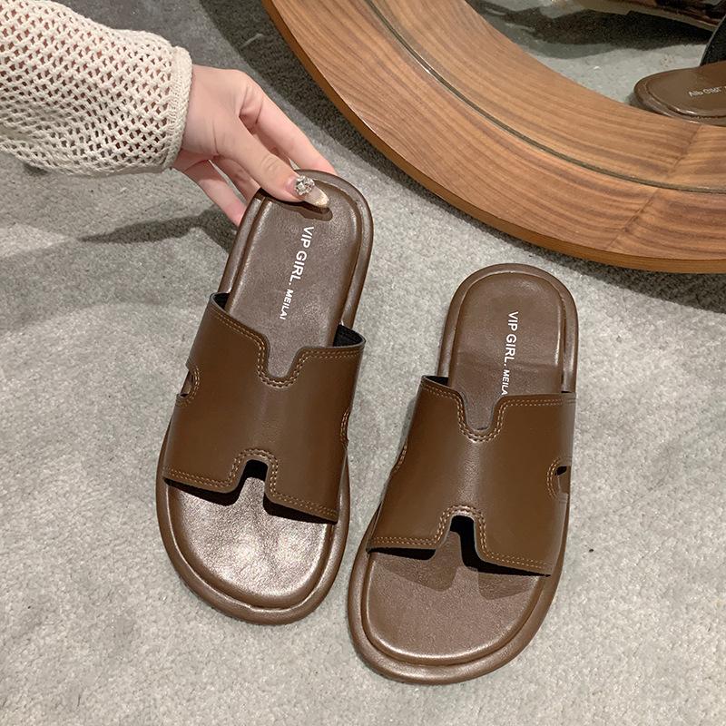 

Крутые тапочки женские 2024 лето новые повседневные для улицы однотонные водонепроницаемые столик мягкая подошва ленивые на плоской подошве пляжные с открытым носком 40 коричневый