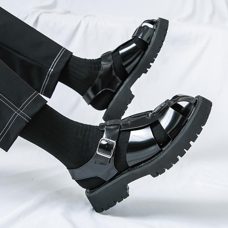 Fashion Men's Sandals 2025 Summer New Breathable Roman Casual Hollow Out Leather Shoes Plus Size Thick Bottom Hole Hole Shoes