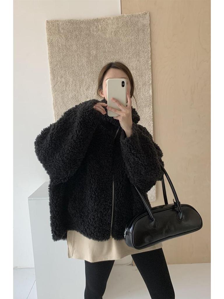 Women's Lambswool Coat: Autumn Winter 2025 New Loose Slimming Casual Plus Velvet Thickened Leather-Fur Integrated Top