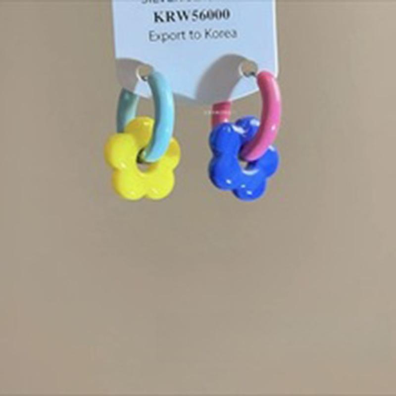 Summer Dopamine Colored Flower Stud Earrings Women's Vacation Atmosphere Versatile Earrings Fashion Smudge Temperament Earrings
