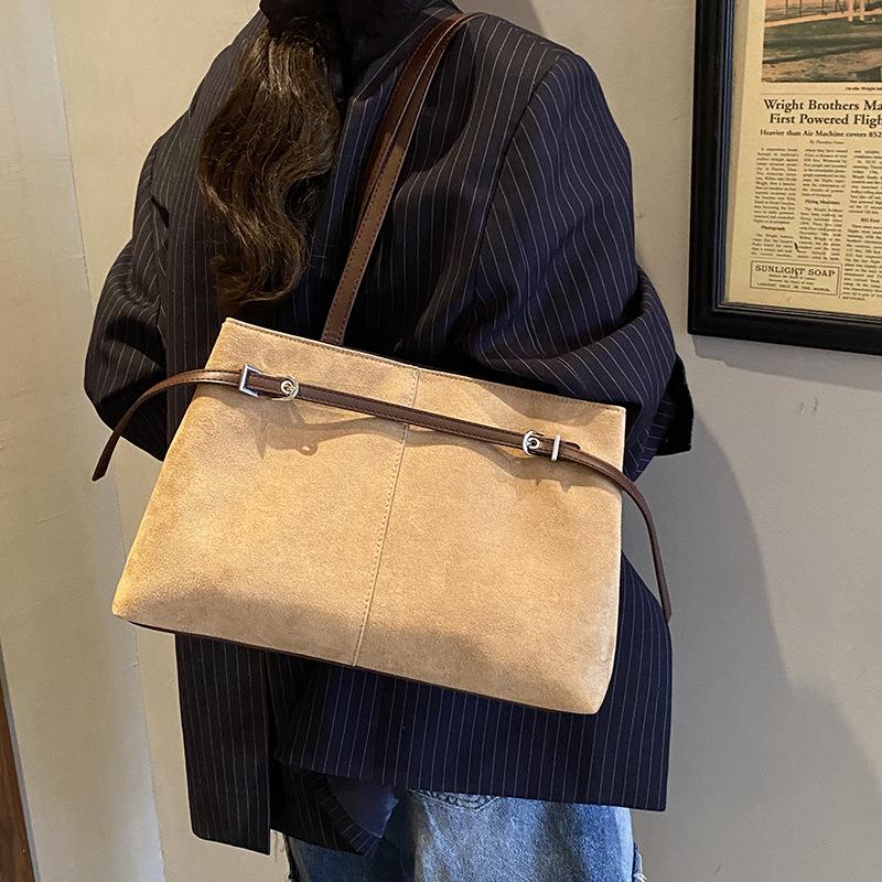 Retro Wildleder Damen Umhängetasche - Große Kapazität, Lässiger Pendlerstil