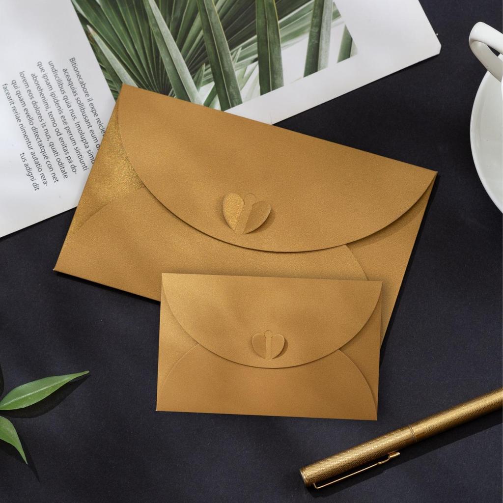 Heart-shaped Clasp Business Invitation Envelope with Custom Hot Stamping