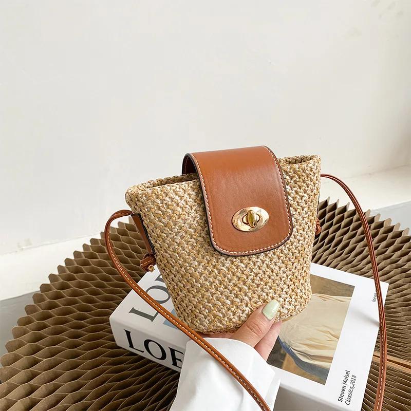 Mini Woven Straw Bag for Women's Travel and Vacation Beach Shoulder Bag Small Crossbody Bag Woven Straw Cross Beach Bag