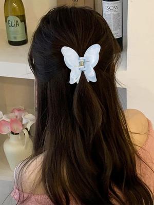 Summer New Three-dimensional Butterfly Hair Claw Clip for Women Medium Shark Clip Half Tie Coiledhair Hair Accessories