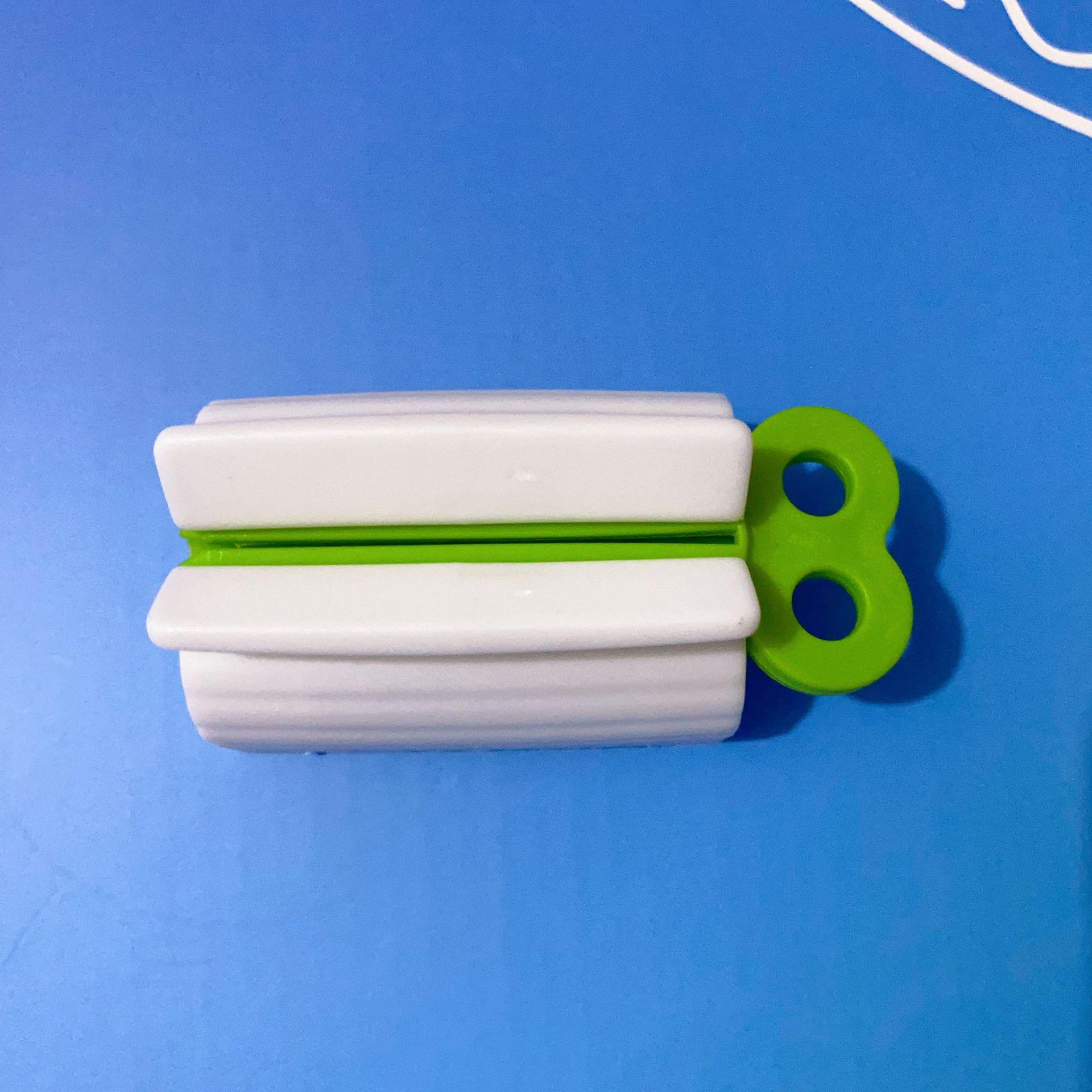 

Ручной дозатор для зубной пасты и крема