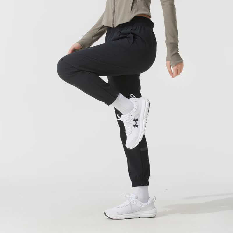 Under Armour Women's Woven Training Pants