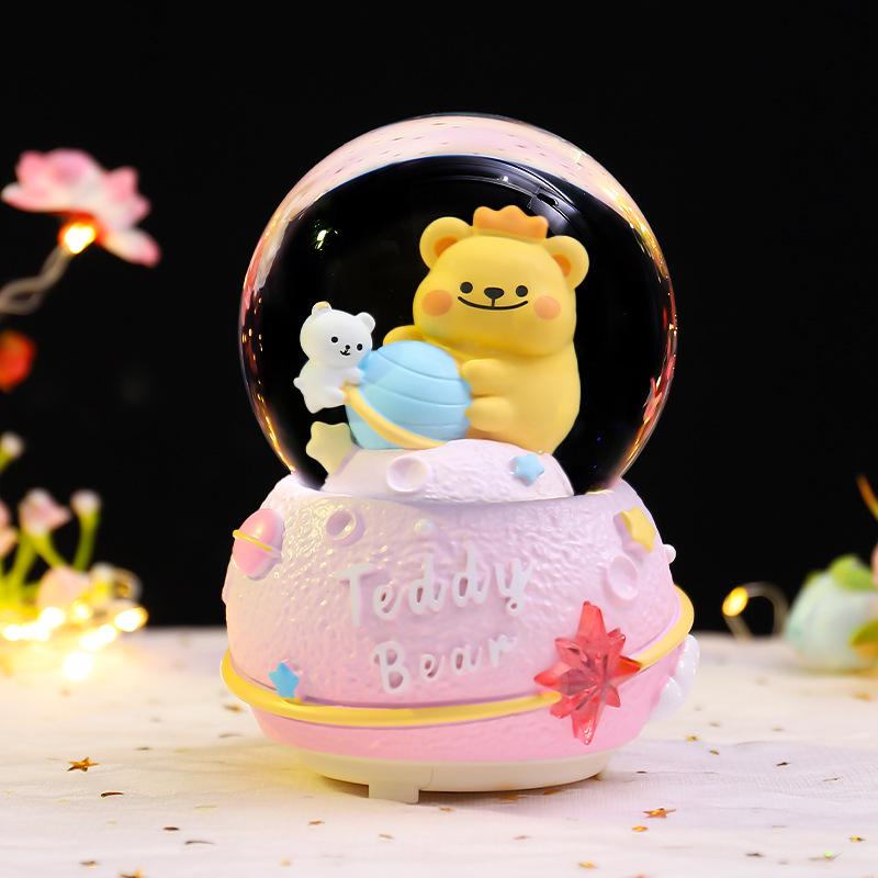 Astronaut Crystal Ball Music Box Ornament - Student Snow Globe Birthday Gift