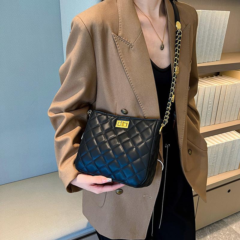 High-quality Quilted Bucket Bag For Women 2024 New Winter Style S