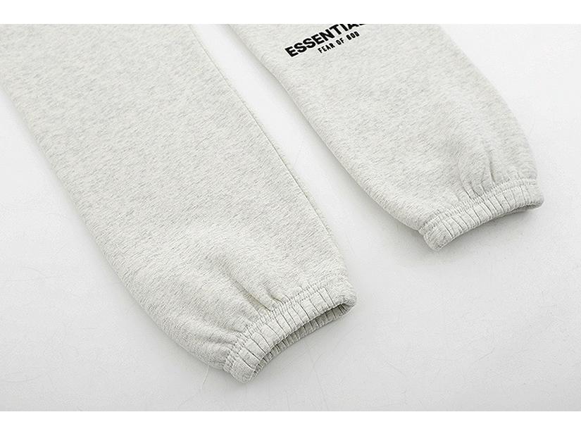 FEAR OF GOD ESSENTIALS Unisex Samt-Hoodie mit Beflocktem Schriftzug