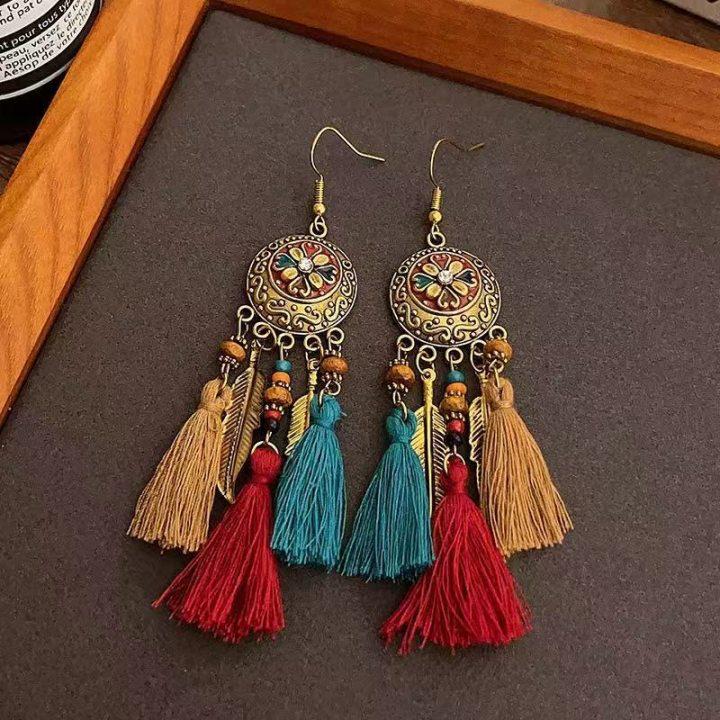 Boho náušnice s třásněmi z peří: Unikátní tkané dlouhé visací doplňky pro ženy