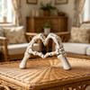 Halloween Herz Hände Skulptur Skelett Handgeste Schreibtisch Harz Figur Herzform Liebe Ornament für Wohnzimmer Regal Couchtisch Mittelstück