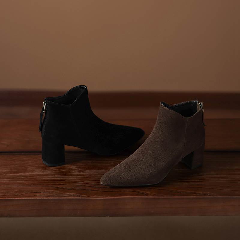 Krazing Pot Cow Suede Nubuck Pointed Toe Thick Heels Chelsea Boots Size 43 Zip Basic Clothing Women Ankle Boots