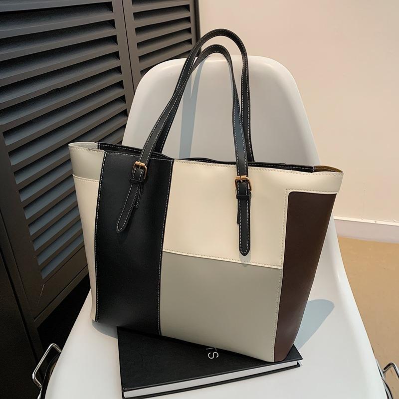 Large Bag Women's Fashion Large Capacity Simple Shoulder Splicing Contrasting Color Tote Bag Handbag