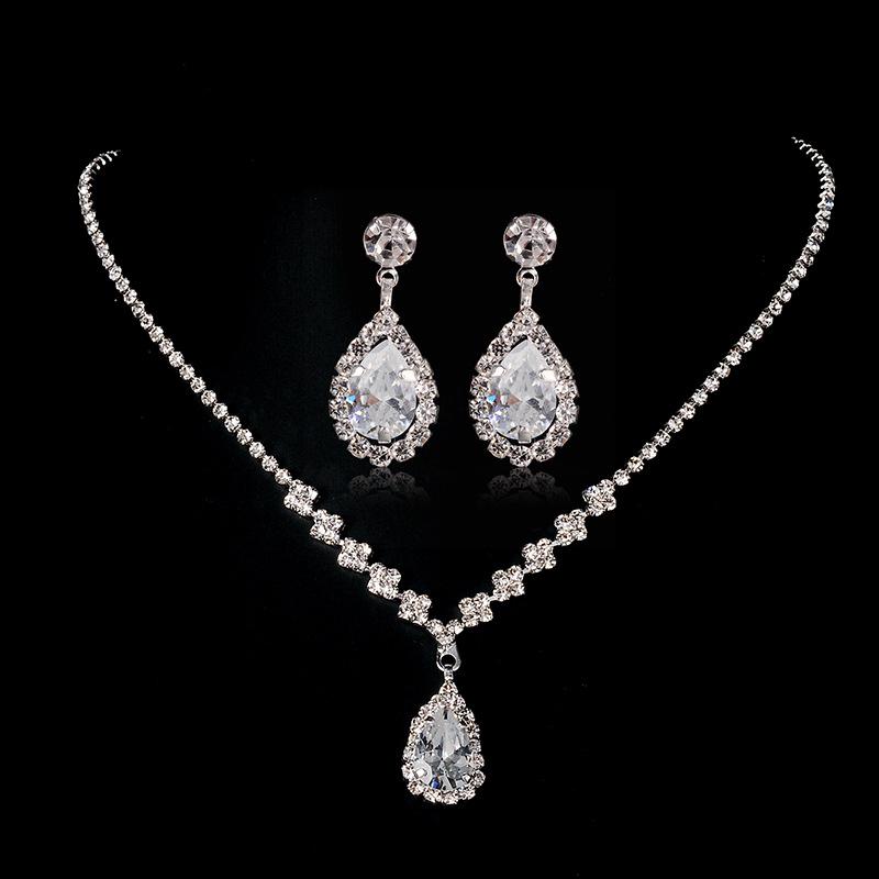 European-American Fashion Jewelry: Claw Chain Rhinestone Crystal Water Drop Necklace & Earring Set установить