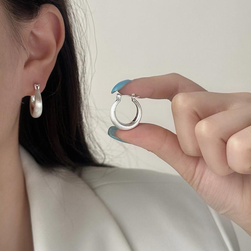 PONYKISS Sterlingsilber 18 Karat Gold Matt Minimalistisch Runde Creolen für Damen Vintage Feine Geometrische Accessoires