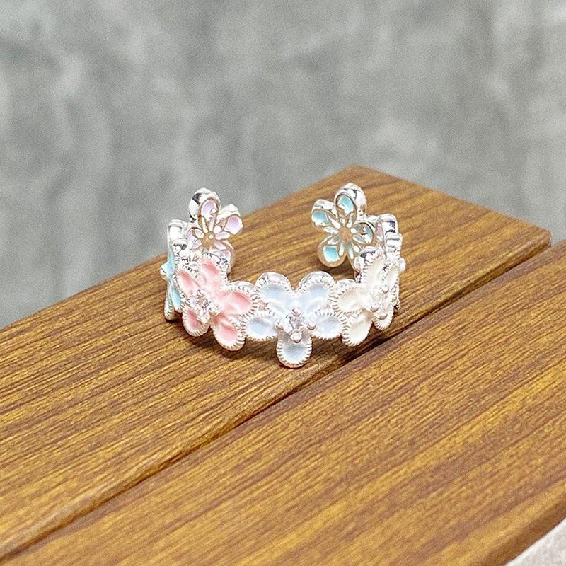 Cremefarbener Süßer Mädchenstil Emaille Tropföl Blume Offener Ring Exquisiter Nischen Hoher Sinn Ausländischer Schöner Ring