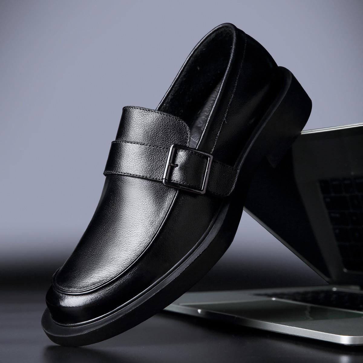 

Мужская повседневная кожаная обувь в британском стиле, мужская обувь из первого слоя коровьей кожи, лоферы на одном педале для бизнеса и платья, тренд 43