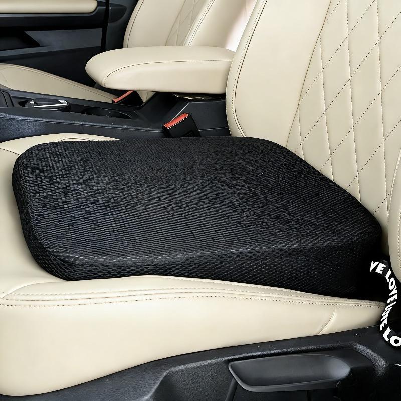 Summer Breathable Car Seat Cushion, Universal Four Seasons Pad, New Light Luxury Premium Comfort Seat Cover