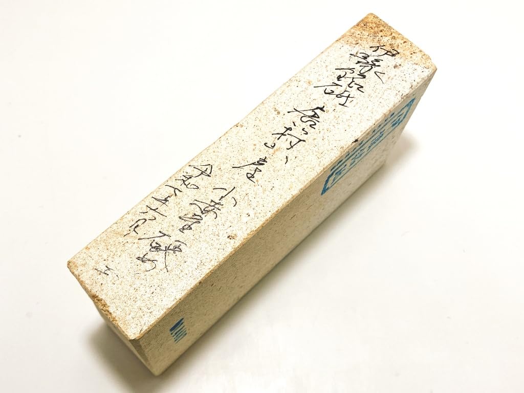 Natural Iyo small red 843g whetstone, name, Karakawamurayama, star, hard, #87 /