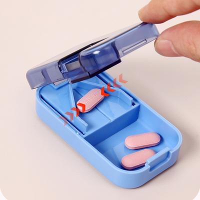 Tragbare Pillenbox Reise-Pillenetui Pillenbehälter mit Fächern Taschenformat Vitaminaufbewahrungsbox Ältere Tägliches Pillenmanagement