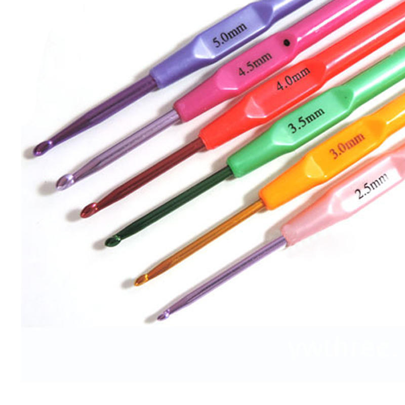 2.0-5.0mm 14cm Set of Colourful Aluminium Crochet Hooks Needles with Handle 6pcs