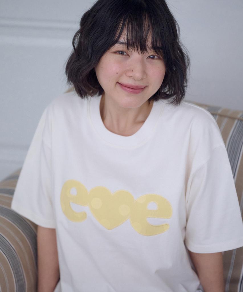 AMBLER Dot Patch Applique Embroidery Short Sleeve T-Shirt As1323 (Ivory)