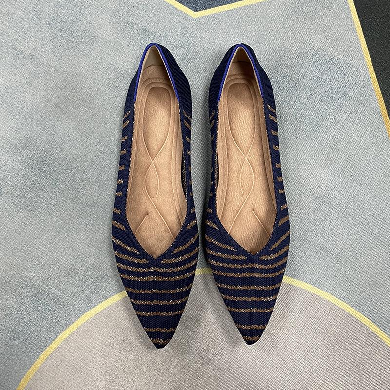 Classic Queen Women's Pointed Toe Fly-Knit Flats, Multicolor, Plus Size 41-43