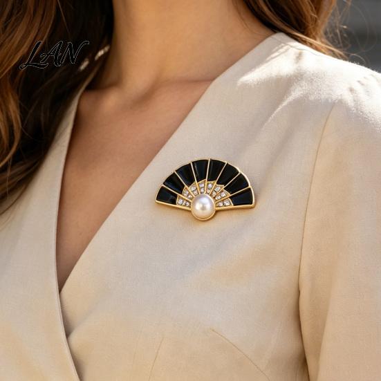 Decorative Fan Accessory Faux Pearl Rhinestone Brooch, Women Girls Chinese Lapel Anti-tarnish Brooch Pin, Badge Jewelry for Clothes Bag Hat Scarf Suit