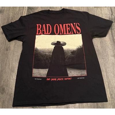 Bad OUnisexs Do You Feel Love USTOUR 26 Unisex Tshirt Retro Rock Y2k Gothic Style Cotton Summer New Oneck Short Sleeve Shirt