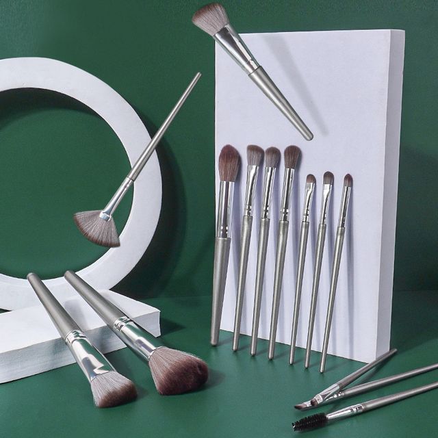 

REGENBOOG - Set of 14: Makeup Brush Set of 14 - Silver