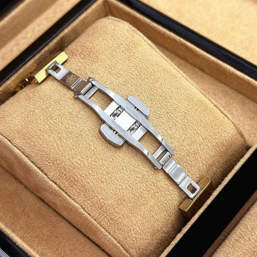 Women Quartz Watch Gold Bracelet Watch Temperament Ladies Fashion light luxury Clock Watches Has box and regulator