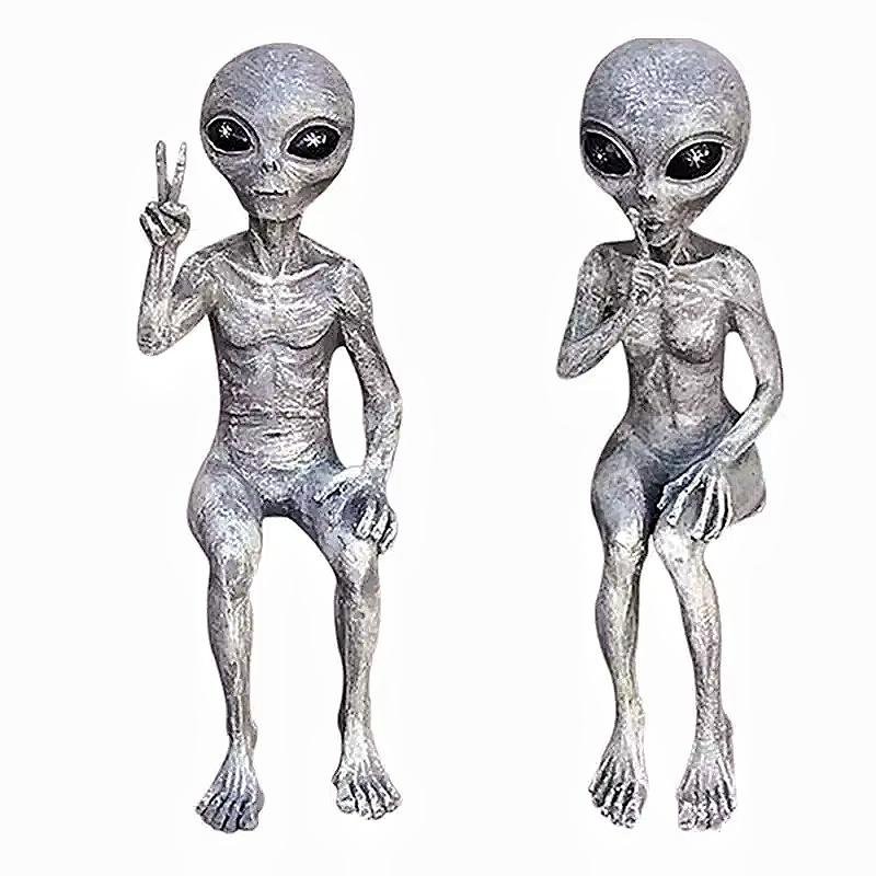 Lustige Harz Alien Statue Außengartendekoration UFO Zwerg Skulptur Desktop Heimdeko für Halloween Weihnachtsschmuck