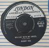 7-tums Skiva BOBBY VEE Run To Him Walkin With My Angel 45HLG9470 LONDON LONDON 1961 UK Rock Begagnad