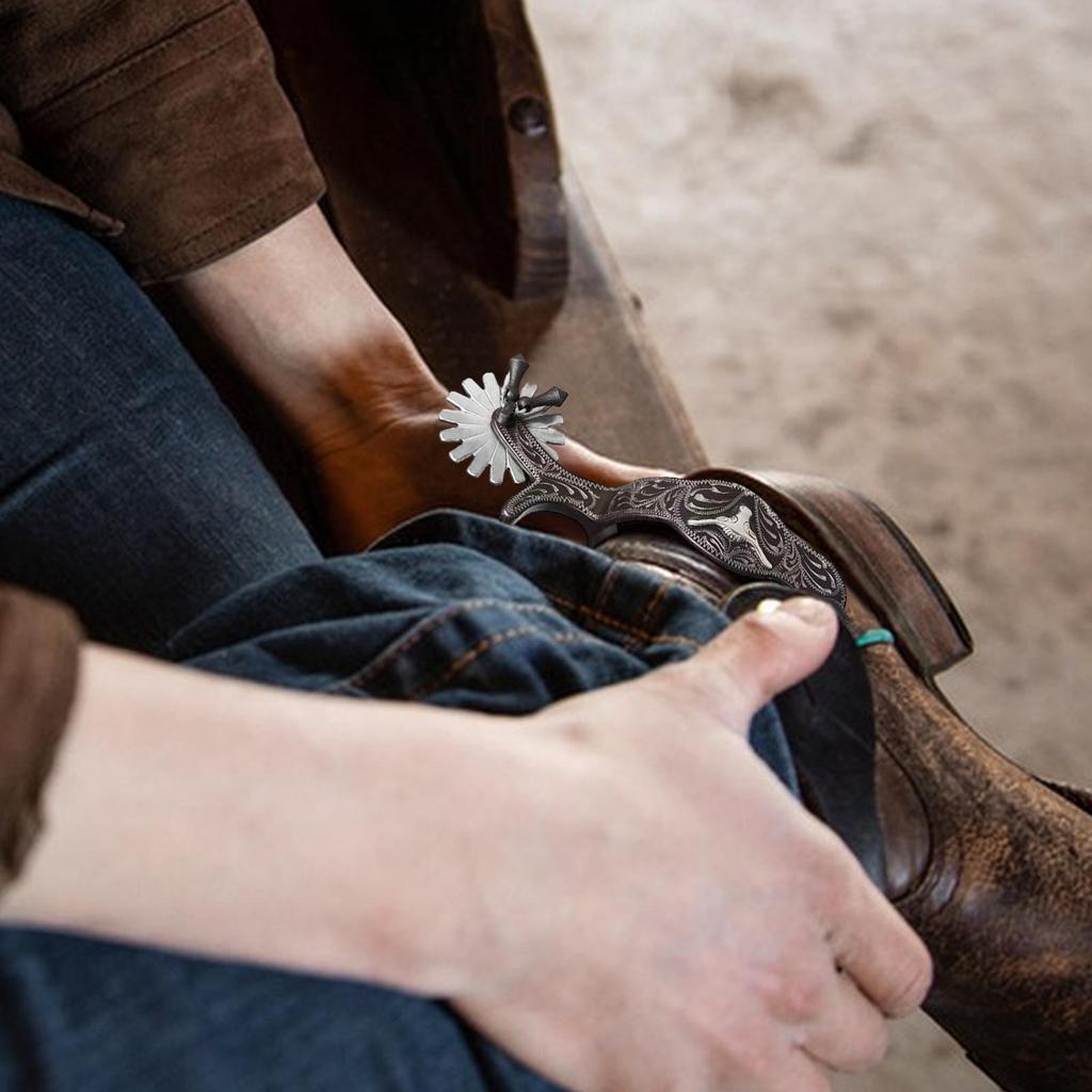1 Pair Western Horse Spurs Equestrian Classic Western-style Horse Riding Boot Spurs with Wheel for Equestrian Training Riders