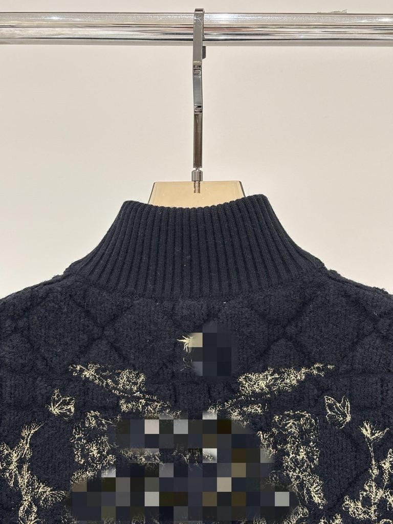 Hochwertige Version 25 karierter gestickter Schmetterling Strickjacke mit Reißverschluss und Stehkragen für den frühen Herbst