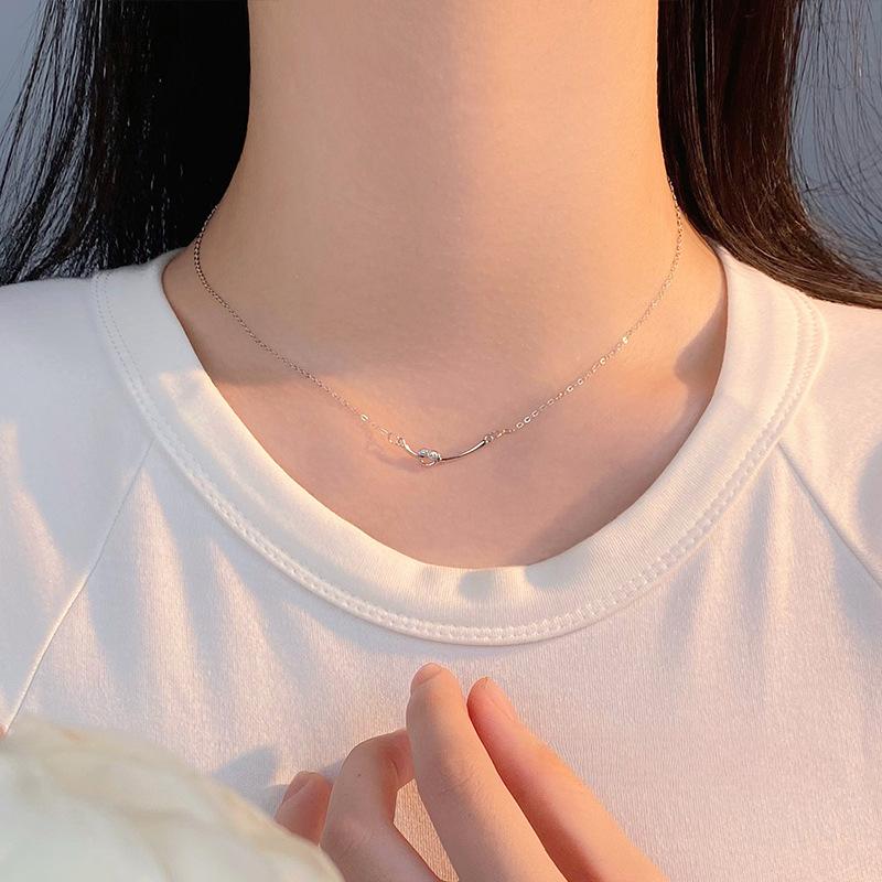 Gentle Knot Necklace for Women, Fresh and Stylish Design, Collarbone Chain