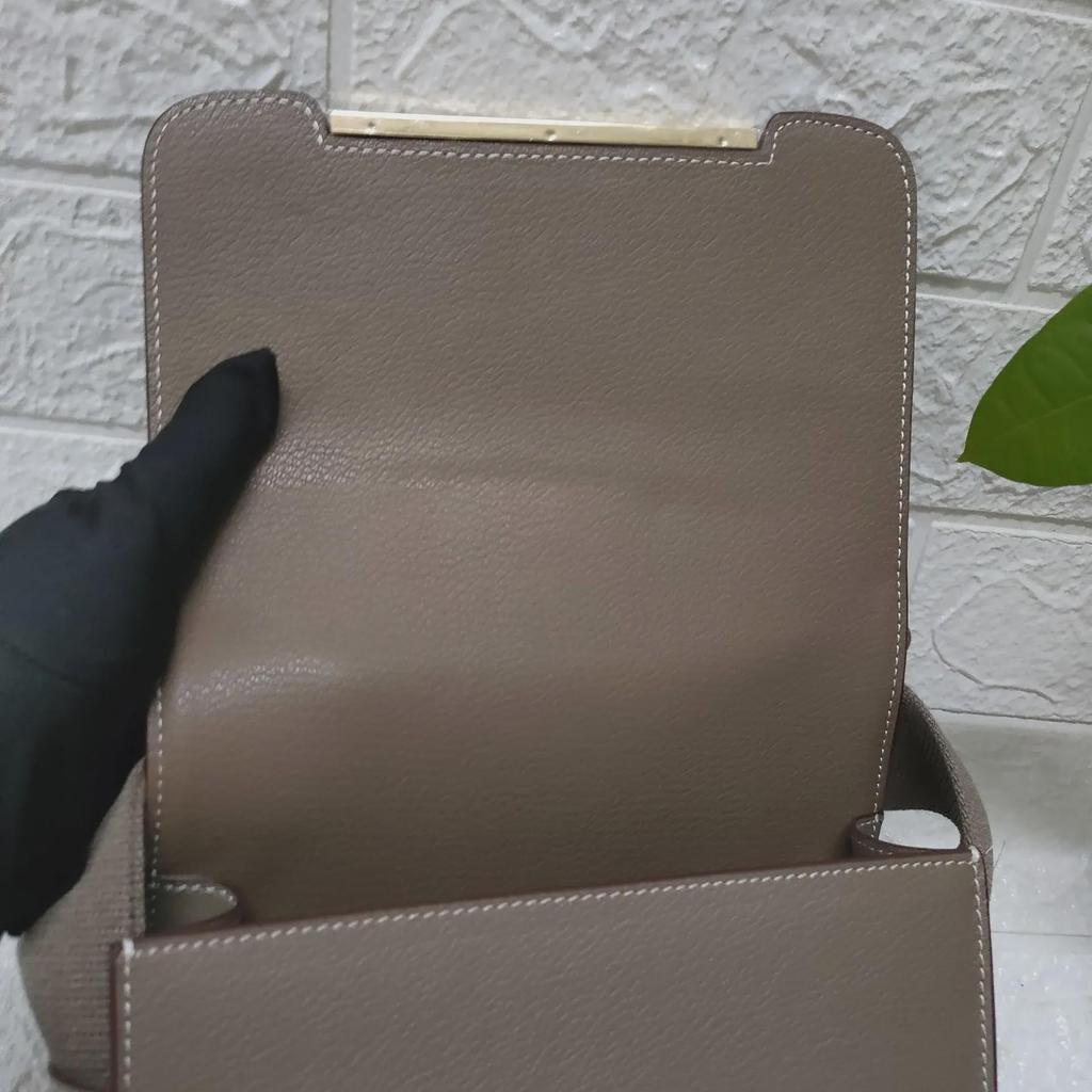 2024 Yeni Kadın Küçük Hakiki Keçi Derisi Çapraz Askılı Terlik Çantası - Şık Tek Omuzlu Kare Tasarım