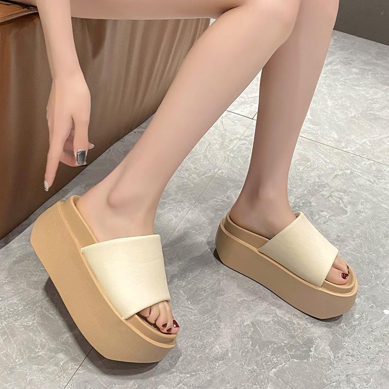 Fashion 8CM Heels High Platform Wedge Slippers New Women Open Toe Sandals Summer Outdoor Casual Thick Sole Slides Women Beach Flip Flops