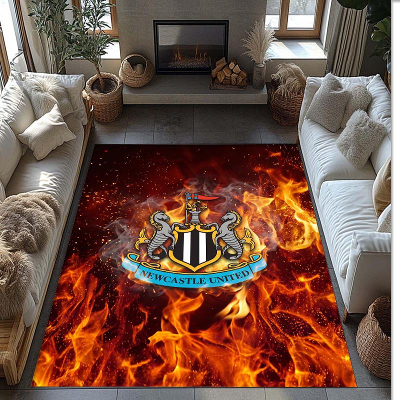 Tappeto in Velluto di Cristallo con Stampa di Calcio del Newcastle United, Comodo Assorbente d'Acqua Antiscivolo Tappeto per Pavimento Interno