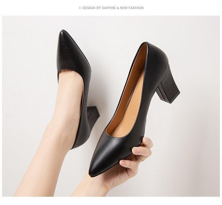 Fashion single shoes women's thick heel 2024 spring and summer new pointed work shoes shallow mouth pedal Korean version of simple high heels