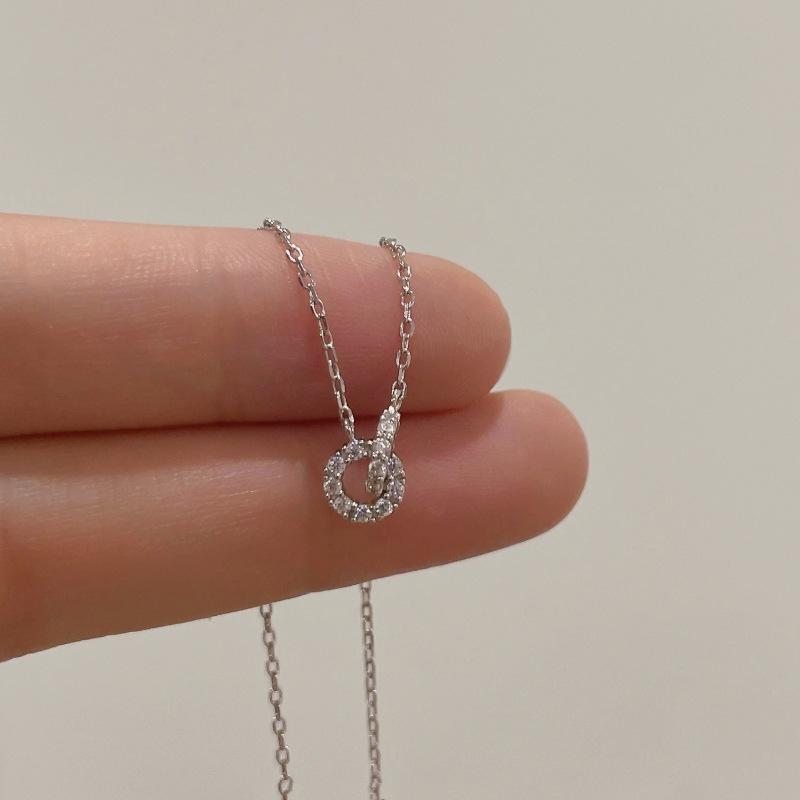 

925 Silver Interlocking Diamond Necklace Light Luxury Double Ring Zircon Pendant Collarbone Chain Simple Jewelry 45cm срібний