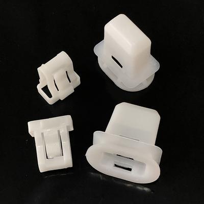 Acessórios para interiores – Fechos automáticos e clips