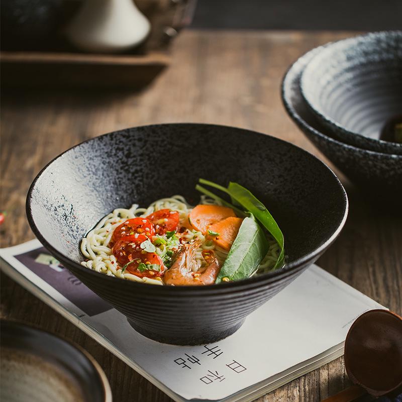 Japanese-Style Ceramic Ramen Bowl - Large Retro Conical Hat Design for Soup, Salad, and Noodles