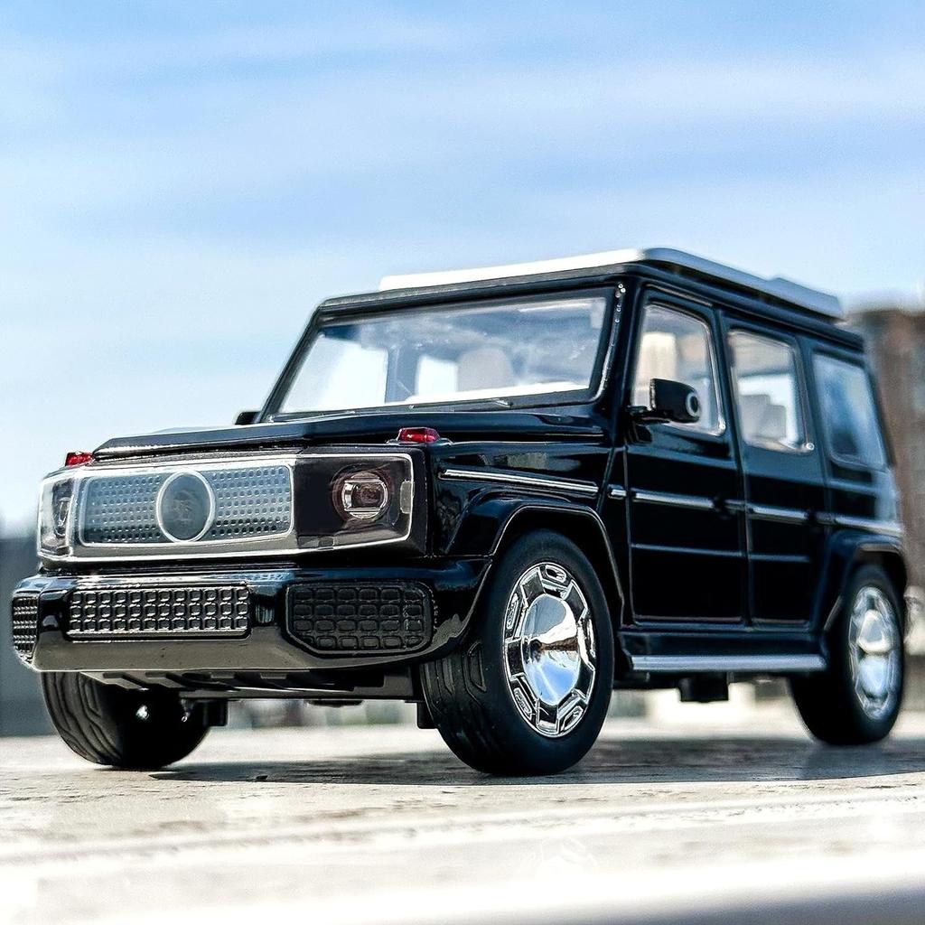 1/24 Scale Benz EQG SUV Model Car Electric Vehicle, Zinc Alloy Pull Back Toy Car with Sound and Light for Kids Boy Girl Gift
