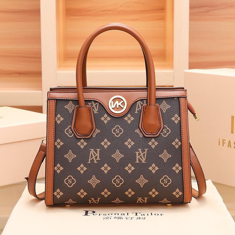 

New women s bag fashionable large-capacity tote bag women s handbag versatile shoulder messenger bag