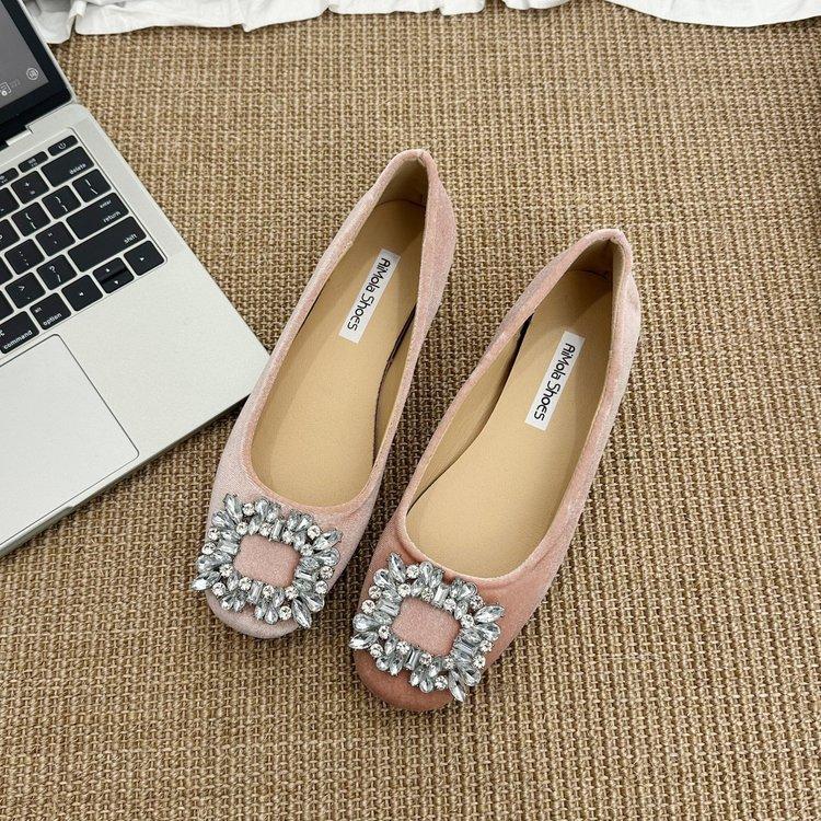 

Inner height increase square diamond shallow mouth single shoes women s spring and autumn new French suede gentle fairy thick sole one pedal Doudou s 40