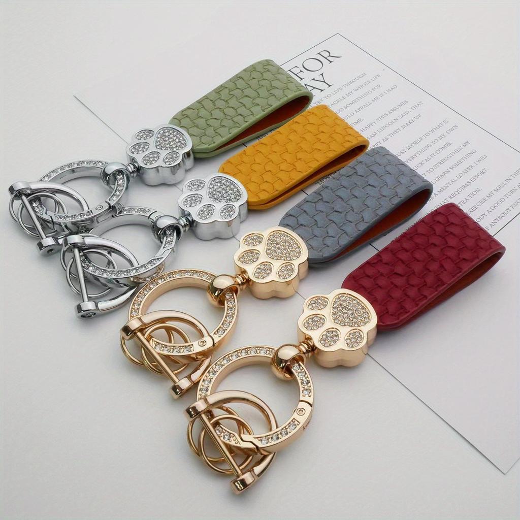 PU Leather Keychain with Cat Paw Design Fashionable Couples Key Ring Accessory Creative Gift Idea for Men Women Car Key Chains