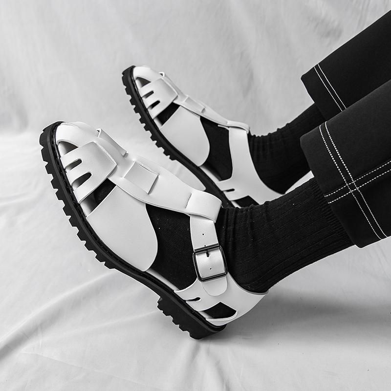 Fashion Fashion men's summer shoes Classic  styles Outdoor leisure street leisure business and office Black white versatile sandals