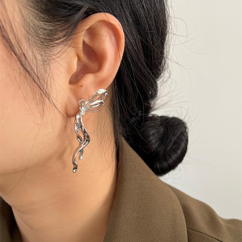 Korean-Style Creative Ribbon Bow Liquid Silver Earrings for Women